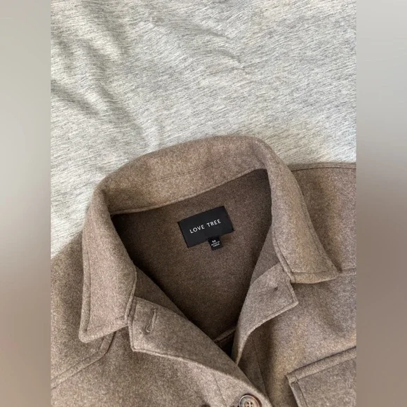 Brown shacket - Picture 3 of 3